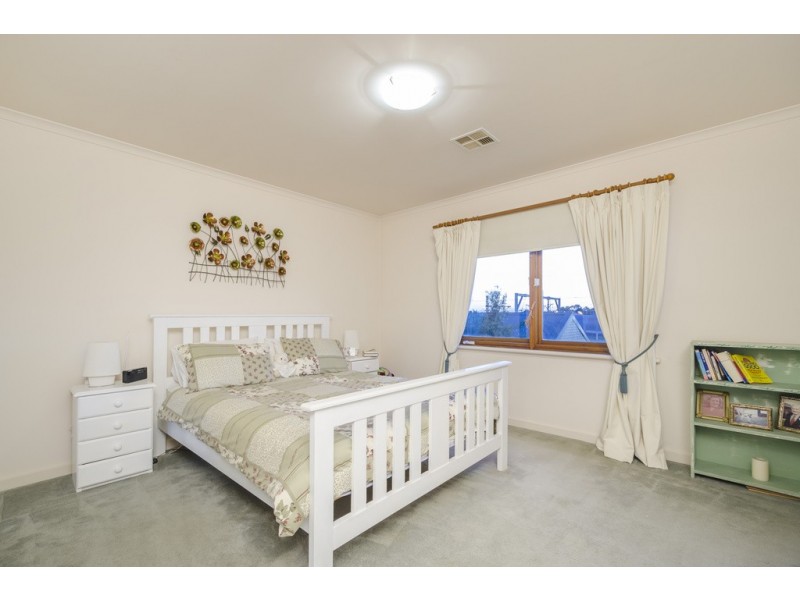 145 John Liston Drive, Newport VIC 3015