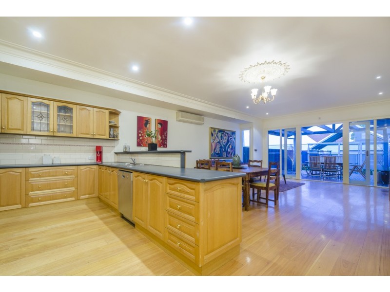 56 Russell Place, Williamstown VIC 3016