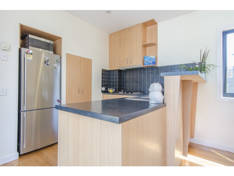 30 Derwent Street, Newport VIC 3015
