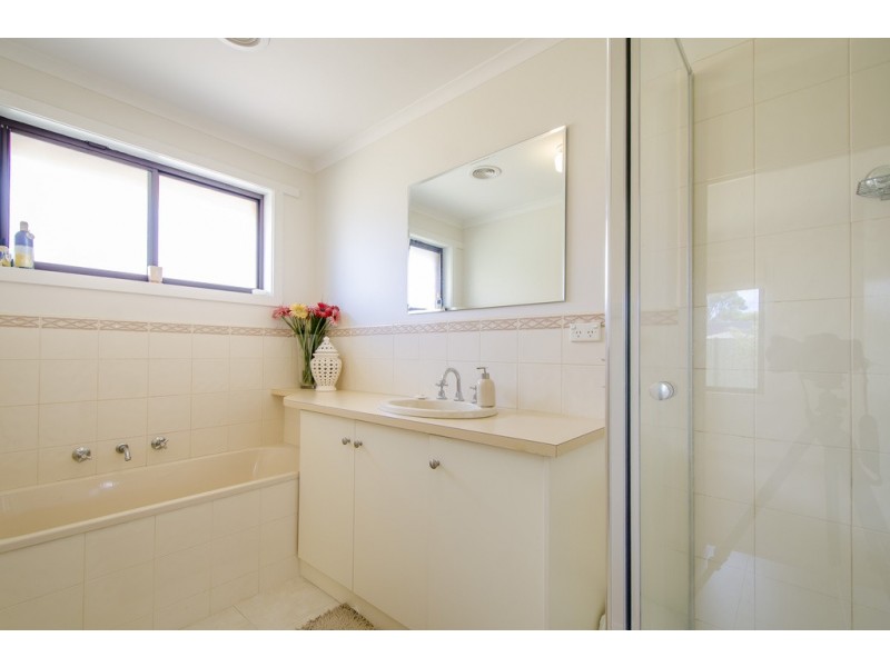 12 Strahan Court, Keilor Downs VIC 3038