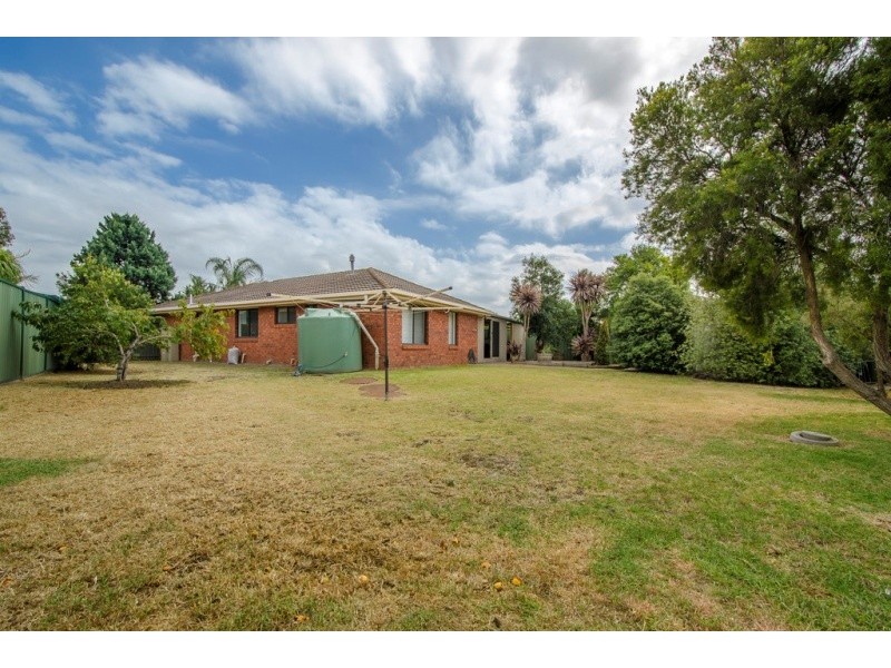 12 Strahan Court, Keilor Downs VIC 3038
