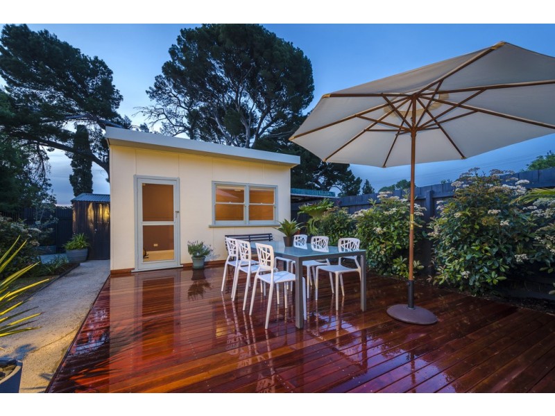 6 Edina Street, Williamstown VIC 3016