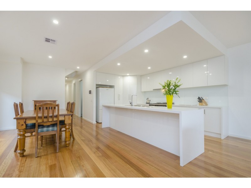 92 First Avenue, Altona North VIC 3025