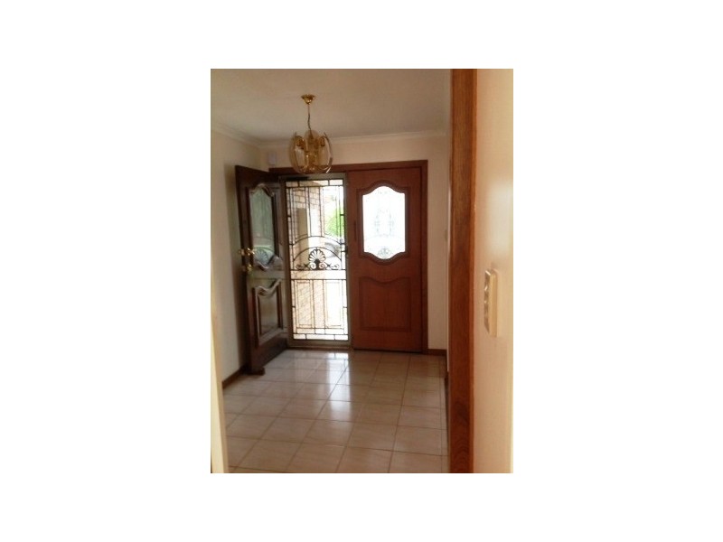 19 Leake Court, Altona Meadows VIC 3028