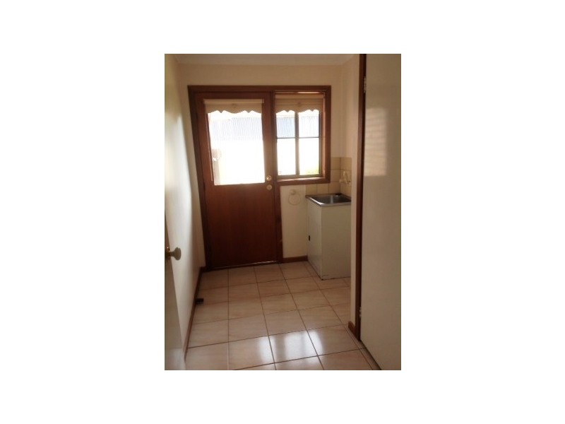 19 Leake Court, Altona Meadows VIC 3028