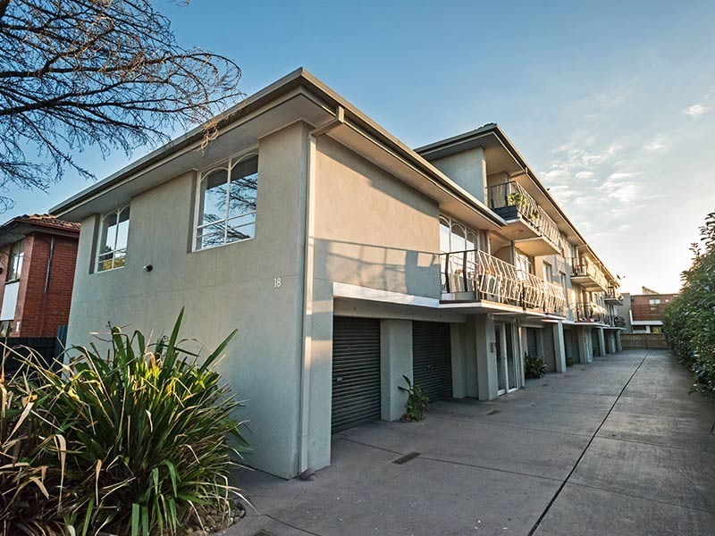 9/18 Kingsville Street, Kingsville VIC 3012