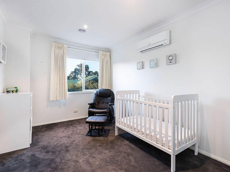 14 Bates Drive, Williamstown VIC 3016