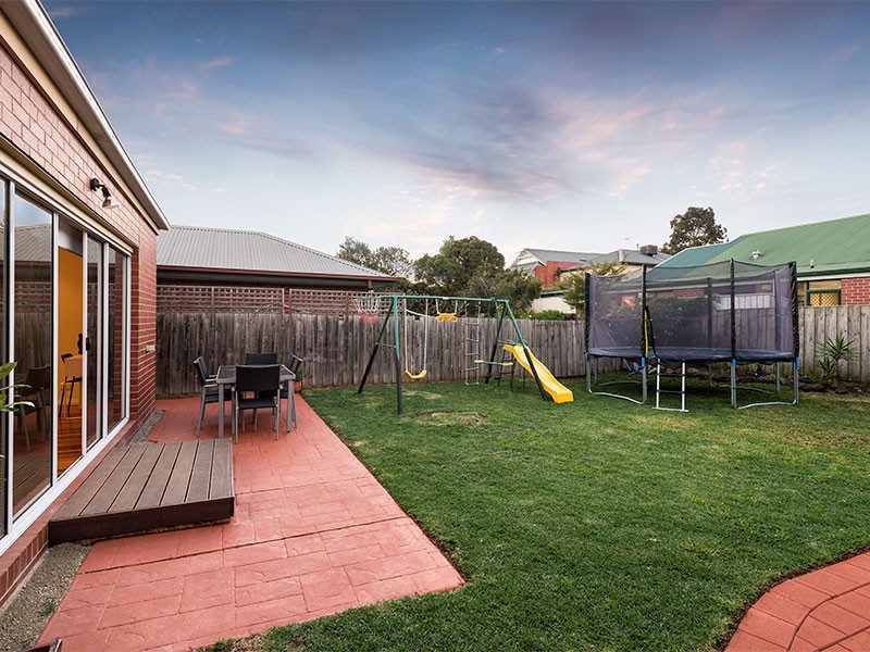 14 Bates Drive, Williamstown VIC 3016