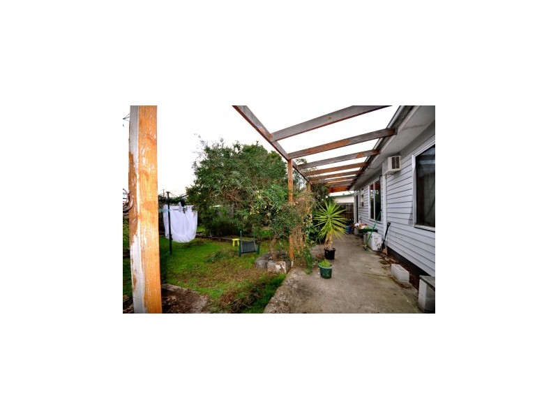 16 Gordon Street, Newport VIC 3015