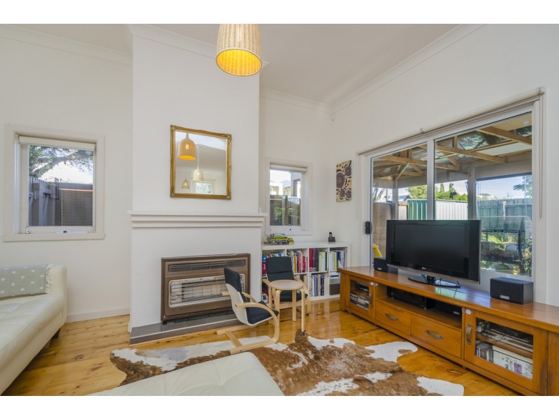 135 Elizabeth Street, Newport VIC 3015
