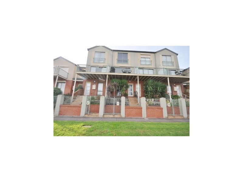 66 Blair Street, Maribyrnong VIC 3032