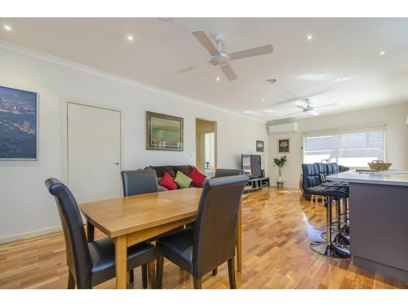 2/324 Blackshaws Road, Altona North VIC 3025