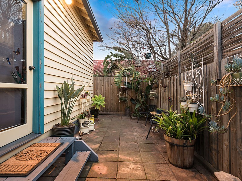 10 Dudley Street, Footscray VIC 3011