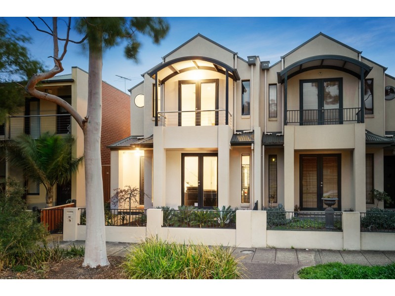 35 John Liston Drive, Newport VIC 3015