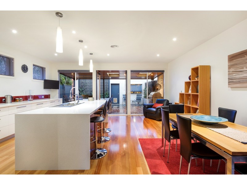 35 John Liston Drive, Newport VIC 3015