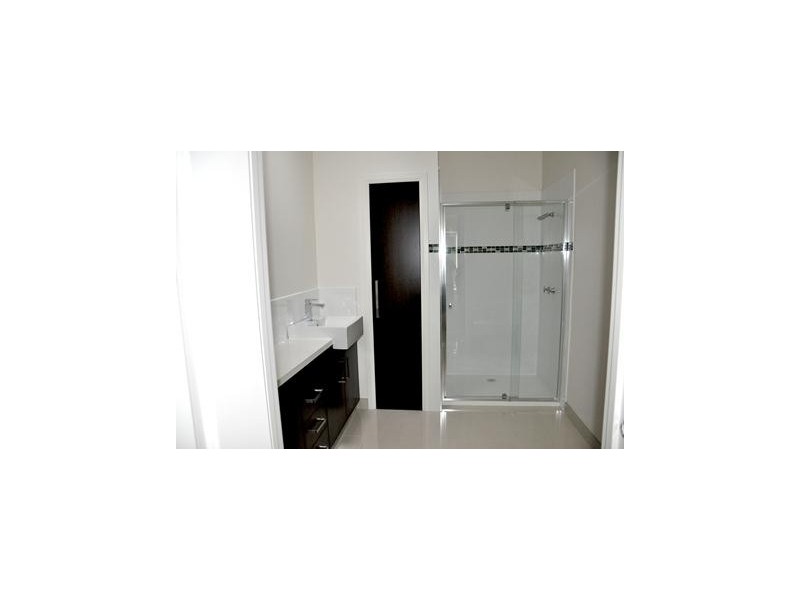 90A First Avenue, Altona North VIC 3025