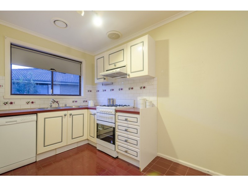 20 Simmons Drive, Seaholme VIC 3018