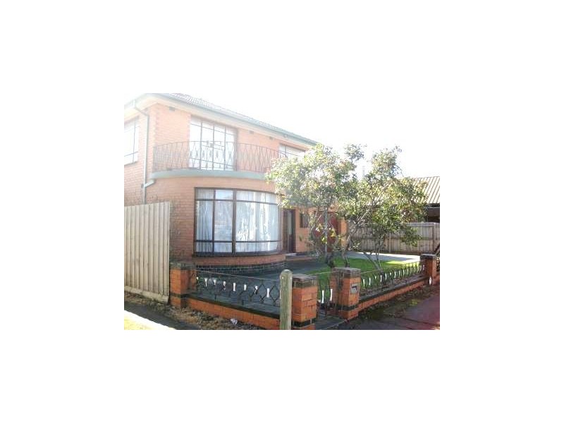 136 North Road, Newport VIC 3015