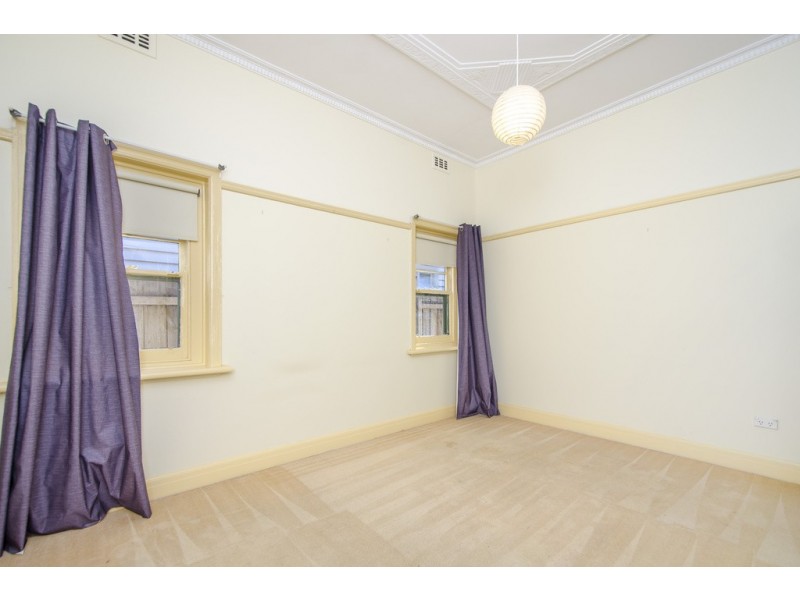 18 Ford Street, Newport VIC 3015