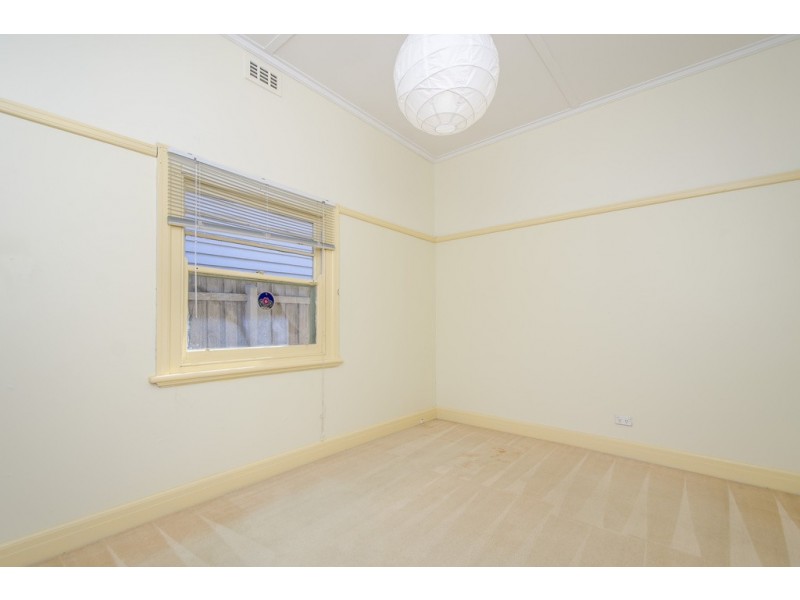 18 Ford Street, Newport VIC 3015