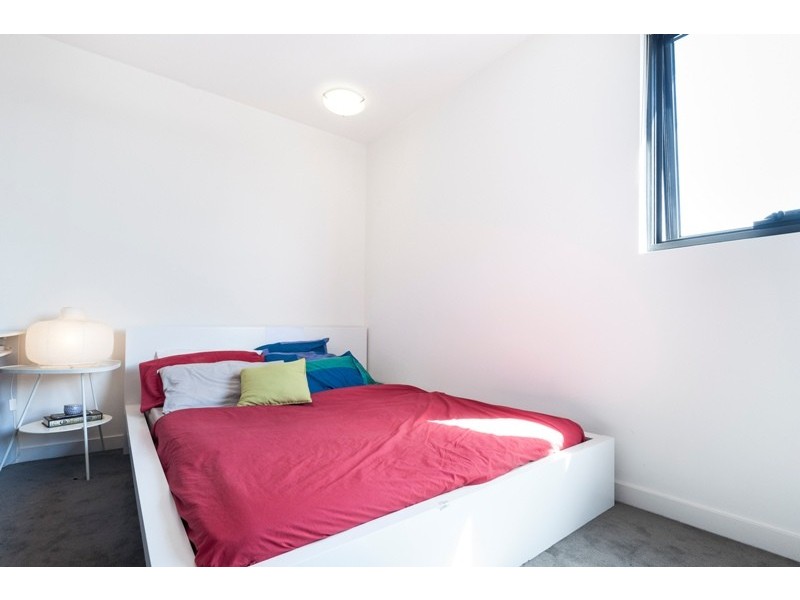 1008/240 Barkly Street, Footscray VIC 3011