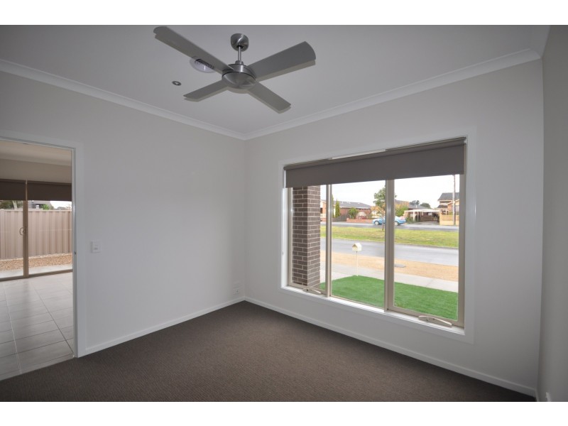 35 Millennium Drive, Sunshine West VIC 3020