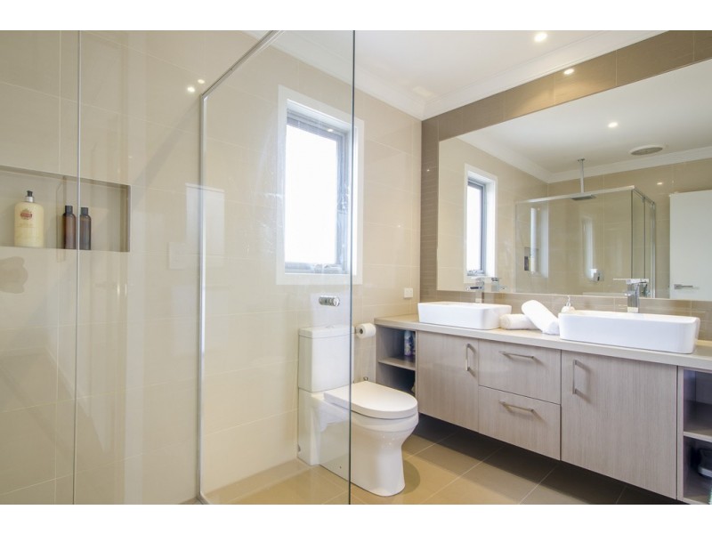 92 Watt Street, South Kingsville VIC 3015