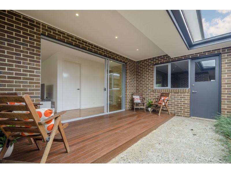 92 Watt Street, South Kingsville VIC 3015