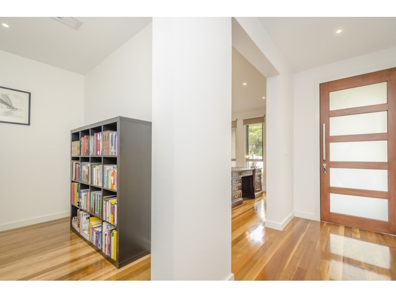 92 Watt Street, South Kingsville VIC 3015