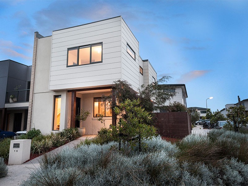 16 Park Avenue, West Footscray VIC 3012