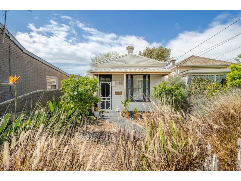 100 Dover Road, Williamstown VIC 3016