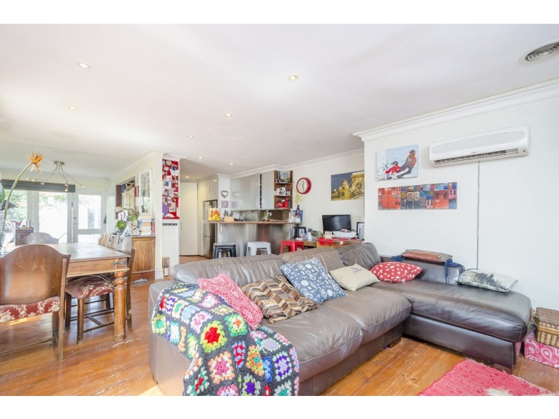 100 Dover Road, Williamstown VIC 3016