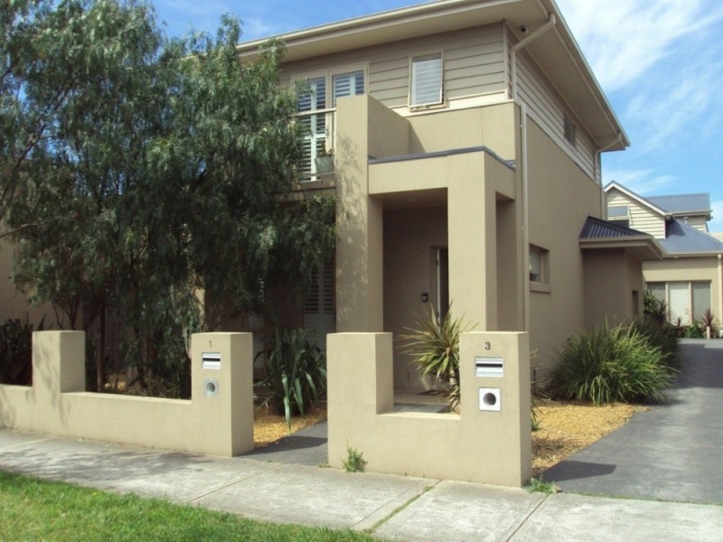 1/37-41 Vernon Street, South Kingsville VIC 3015