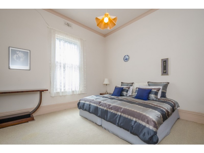 18 Osborne Street, Williamstown VIC 3016