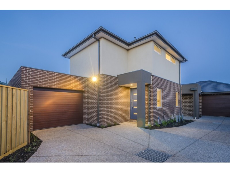 2/16 Mitchell Avenue, Altona North VIC 3025