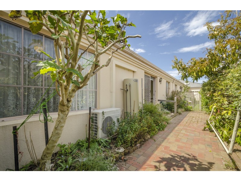 71/1 Stewart Avenue, Altona VIC 3018