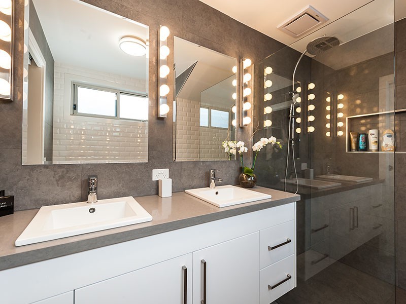 4A Montgomery Crescent, Spotswood VIC 3015