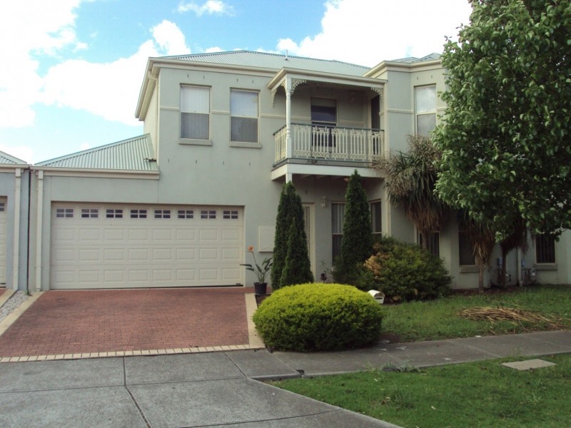 21 Meadow View Way, Cairnlea VIC 3023