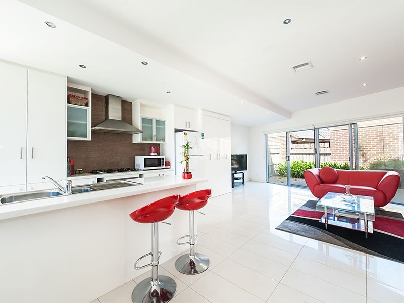 67 Stenhouse Avenue, Brooklyn VIC 3012