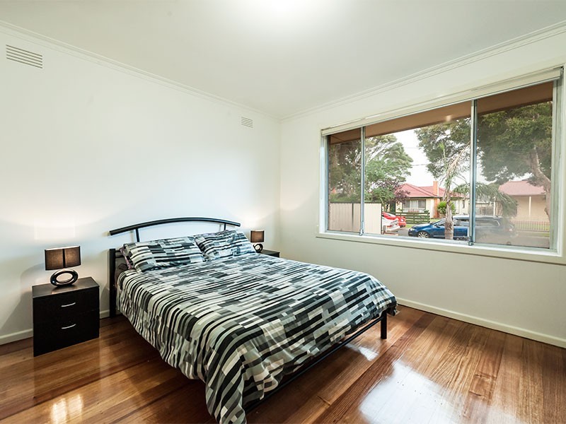 25 Hatherley Grove, Altona North VIC 3025