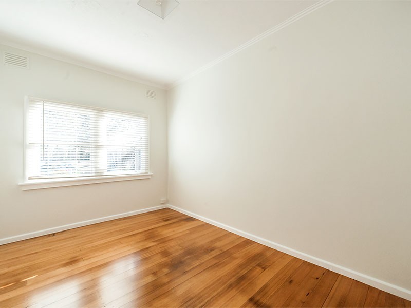 14 Fowler Crescent, Newport VIC 3015
