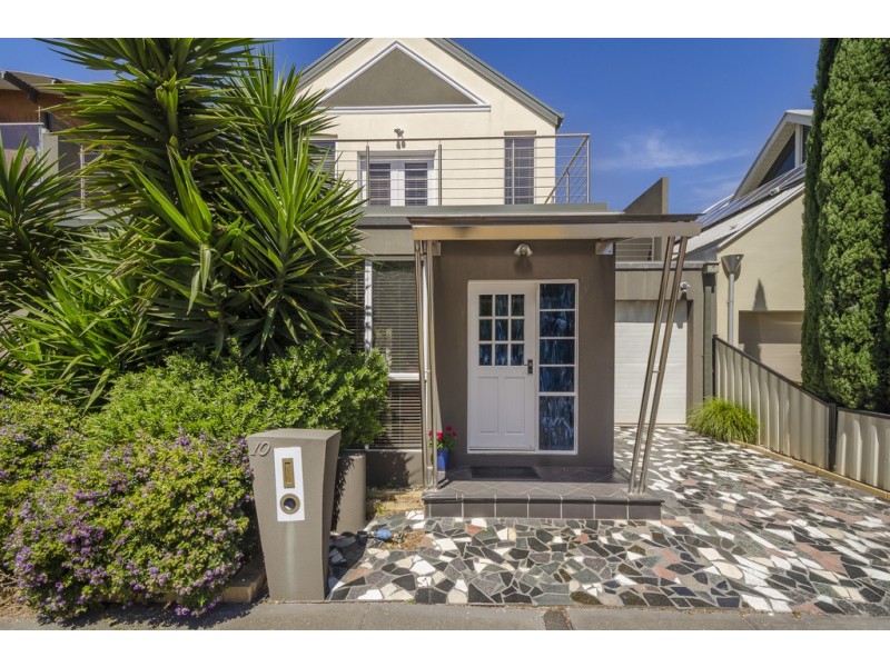 10 Heriot Place, Williamstown VIC 3016