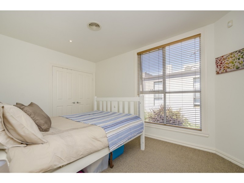 10 Heriot Place, Williamstown VIC 3016