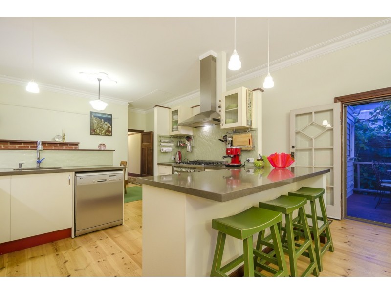 9 Elizabeth Street, Yarraville VIC 3013