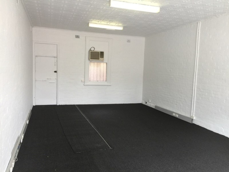 123 Bell Street, Coburg VIC 3058