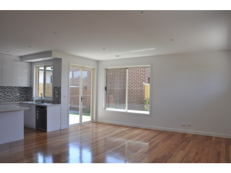 1/16 Mitchell Avenue, Altona North VIC 3025