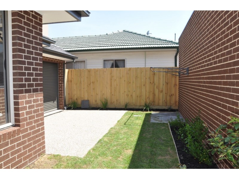 1/16 Mitchell Avenue, Altona North VIC 3025