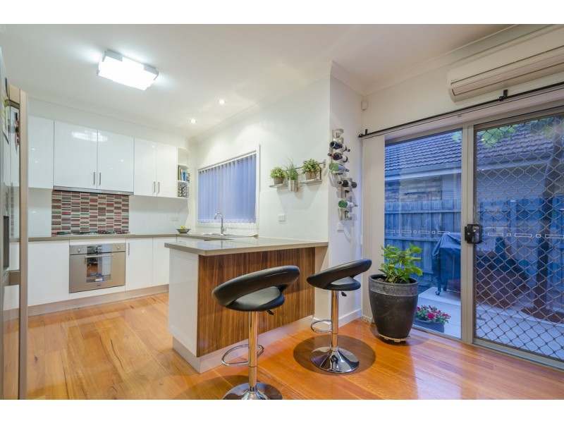 1/199 Blackshaws Road, Newport VIC 3015