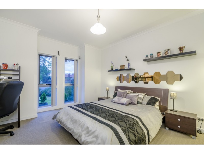 1/199 Blackshaws Road, Newport VIC 3015