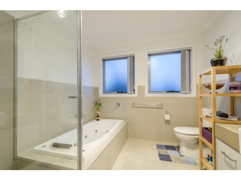 1/199 Blackshaws Road, Newport VIC 3015